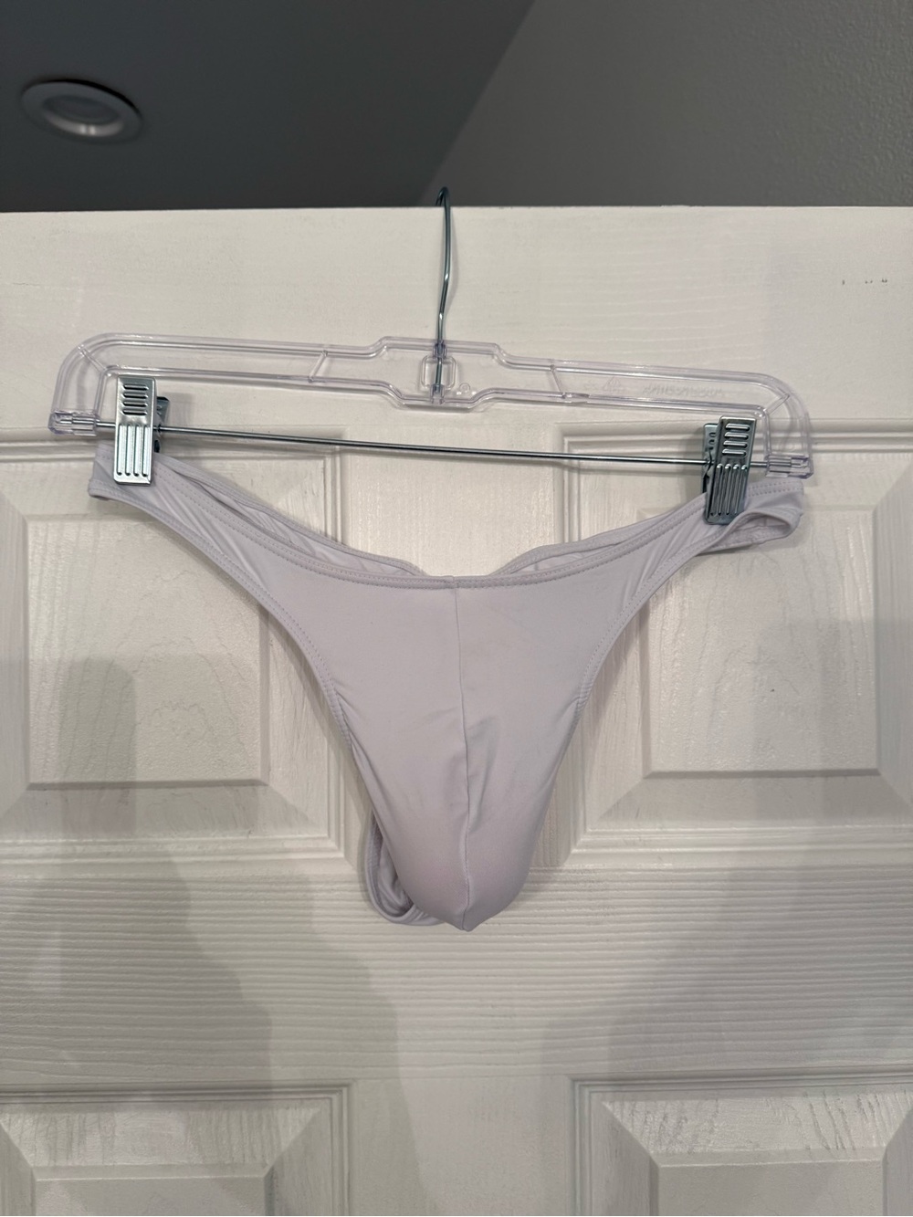 Mens white stretch pouch thong - Med